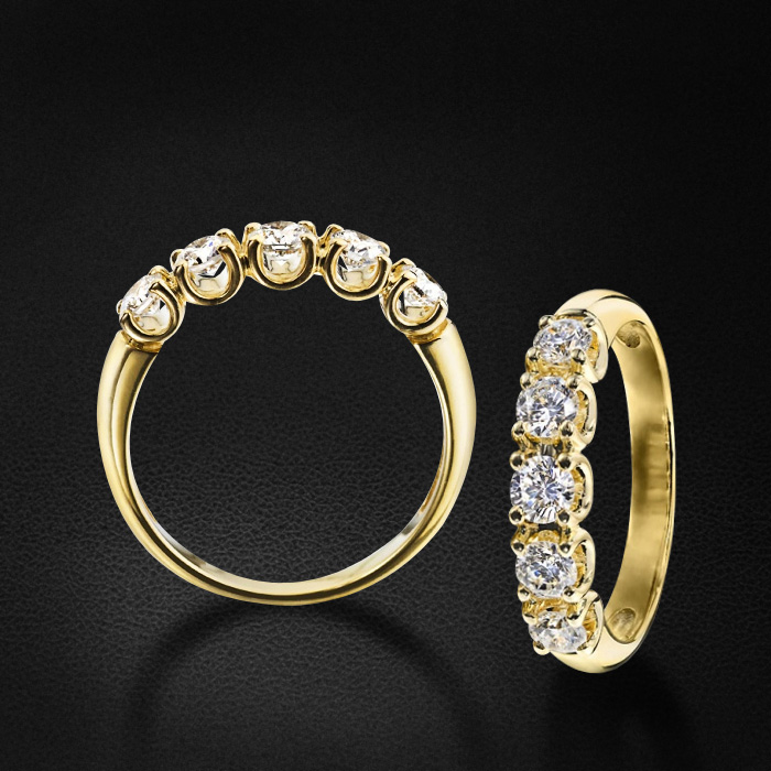 Серьги и кольца из бриллиантов