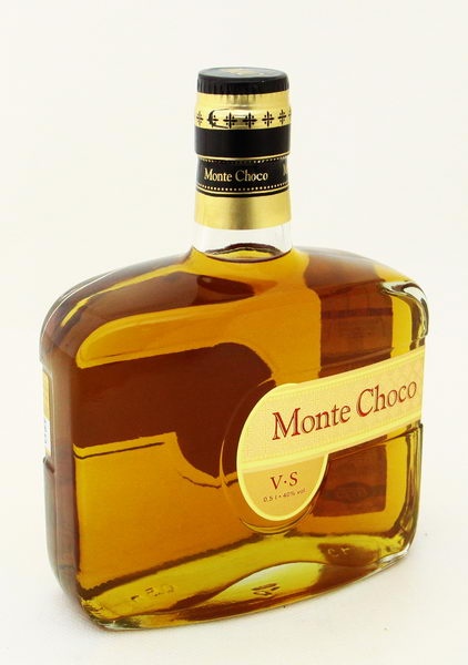 Monte choco irish. Коньяк Monte Choco 0.25. Коньячный напиток Монте Чоко. Монте Чоко коньяк КБ. Монте Чоко коньяк вишня.