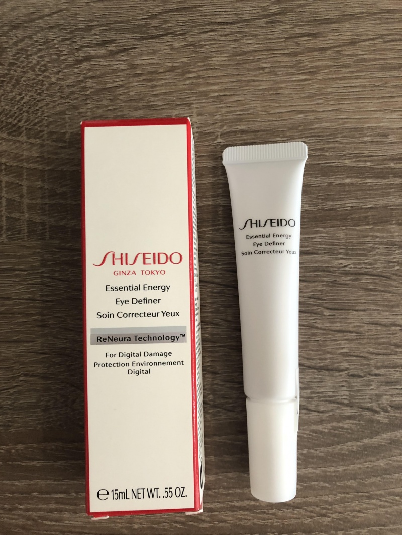 Shiseido energy. Shiseido Essential Energy набор. Shiseido крем для глаз. Шисейдо Essential Energy Eye Definer. Shiseido набор Essential Energy Eye Definer.